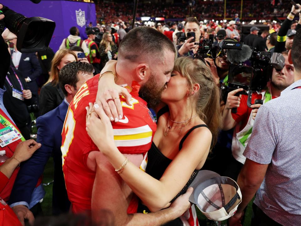 taylor swift travis kelce super bowl