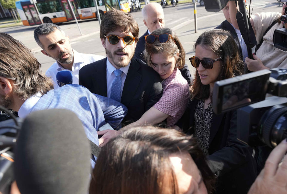 Amanda Knox arrives at the Florence courtroom in Florence, Italy, Wednesday, June 5, 2024. Amanda Knox returns to an Italian courtroom Wednesday for the first time in more than 12½ years to clear herself "once and for all" of a slander charge that stuck even after she was exonerated in the brutal 2007 murder of her British roommate in the idyllic hilltop town of Perugia. (AP Photo/Antonio Calanni)