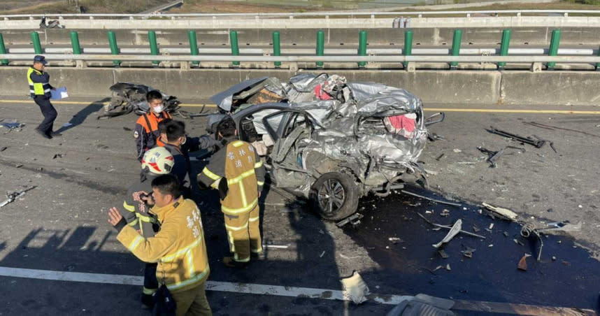 今晨西濱快雲林路段發生連環車禍，造成2死8傷，其中一位65歲林姓死者，事發時正準備前往雲林口湖巡視魚塭。（圖／翻攝畫面）