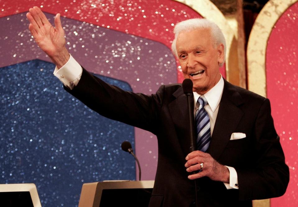 Bob Barker, 83, waves goodbye as he tapes his final episode of ‘The Price Is Right’ (AP2007)