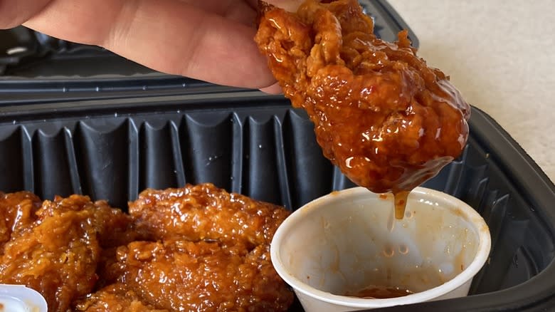 New sauce dripping from Popeye's wing