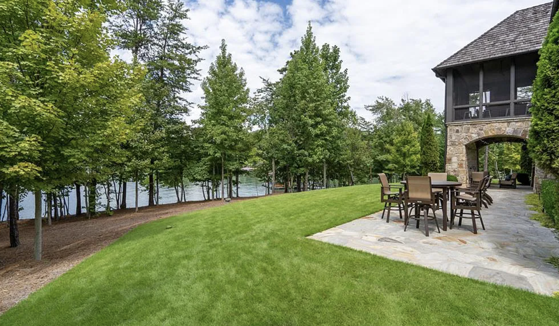 The recently sold Lake Keowee house has 503-feet of shoreline.