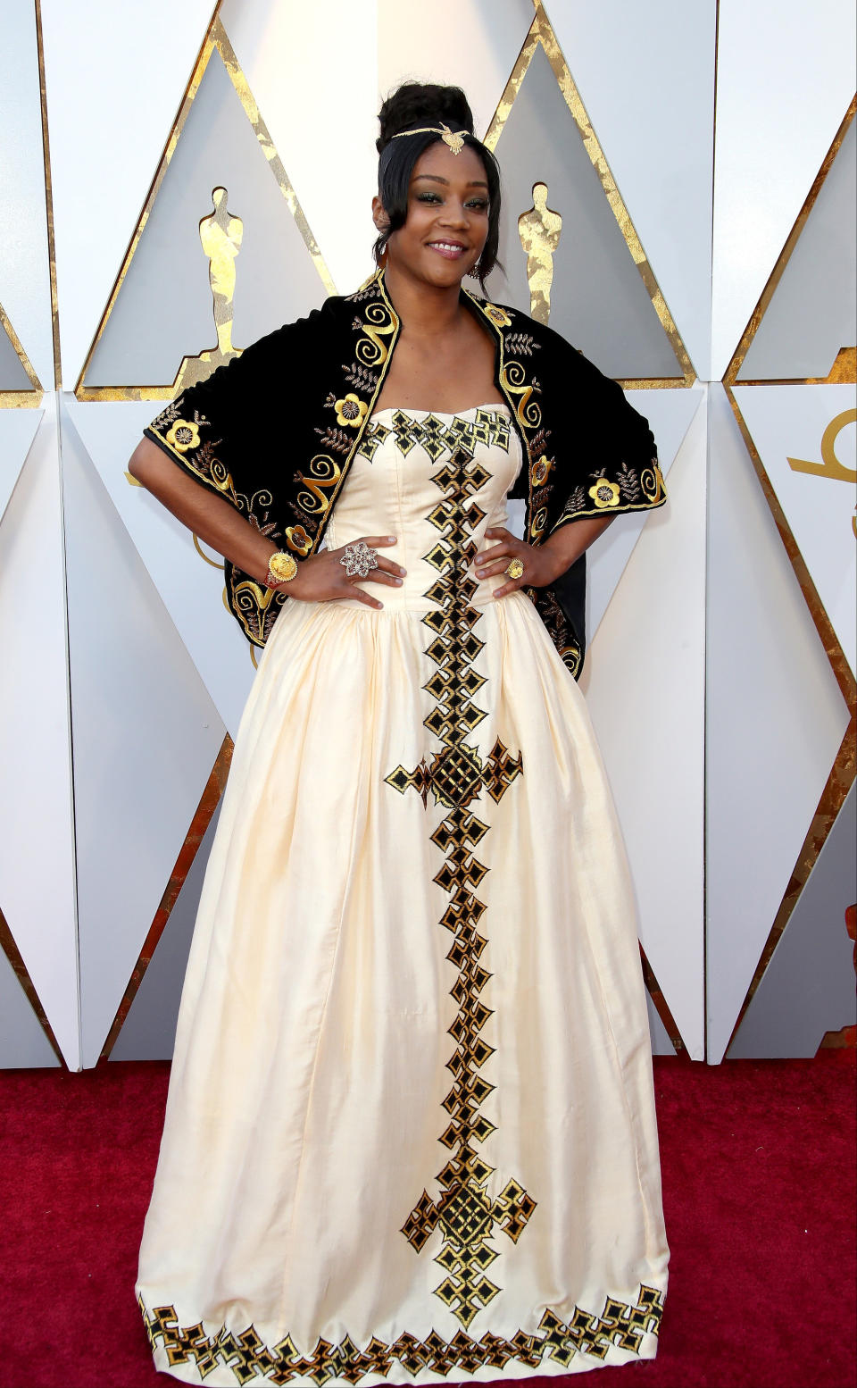 The actress wears a traditional Eritrean princess gown at the Oscars.&nbsp;