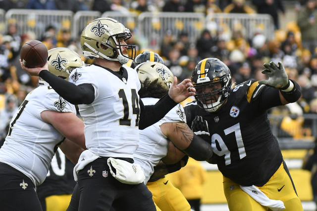 New Orleans Saints on X: ▪️ 18/23, 233 yards passing, 0 INT ▪️ 51 yards on  10 rushes, 2 touchdowns Not bad for a QB/RB/WR/TE/KR/PR @T_Hill4   / X