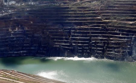 A view of the dam at Brazilian miner Vale's Gongo Soco mine is seen in Barao de Cocais, Minas Gerais state, Brazil May 23, 2019. Picture taken May 23, 2019. REUTERS/Leonardo Benassatto