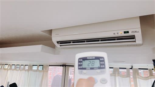 冷氣是許多民眾夏日必備的電器。（圖／資料照）