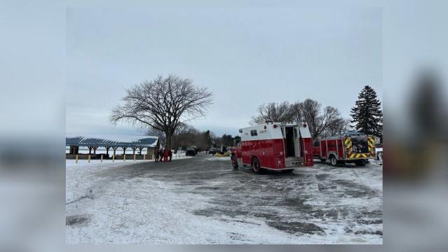20 people safe after being stranded on Lake Erie ice floe