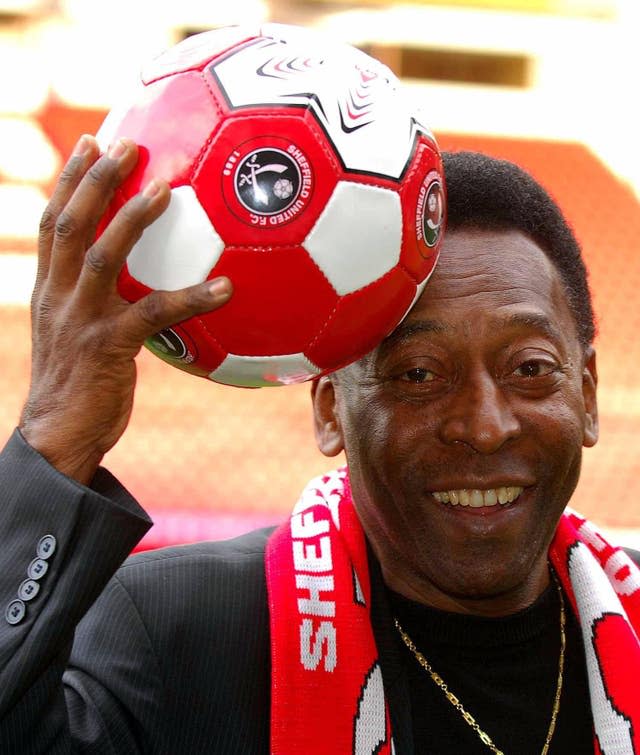 Pele poses for the media at Bramall Lane in 2007