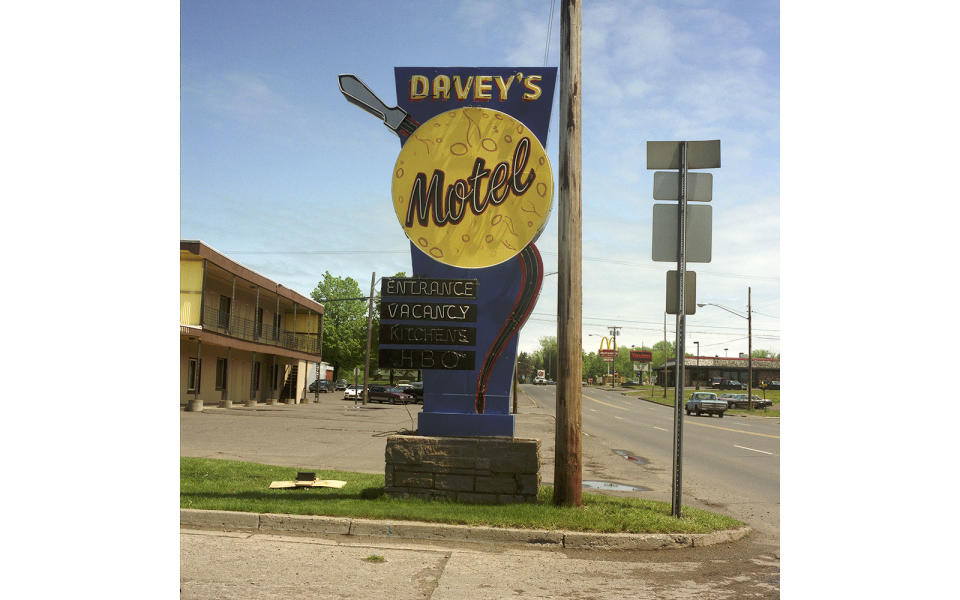 Davey's Motel