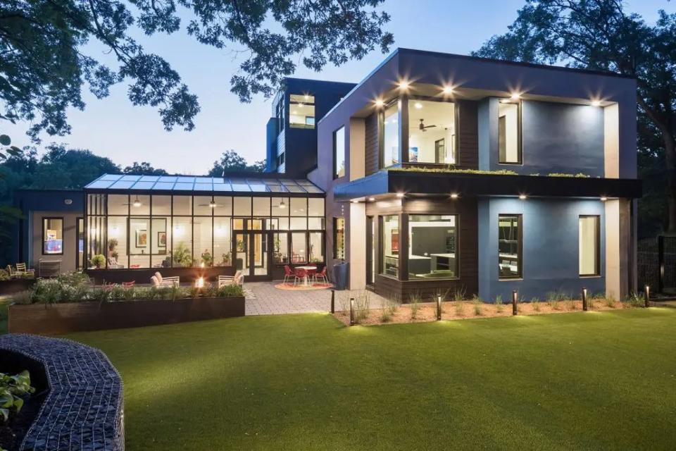 A glass house will open up your home's potential