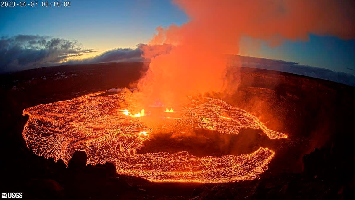 One visitor spotted 15 lava fountains, which were around 46m high  (Public Domain)