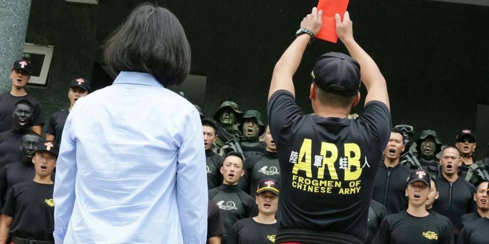 Tsai Ing-wen 101st Amphibious Reconnaissance Battalion