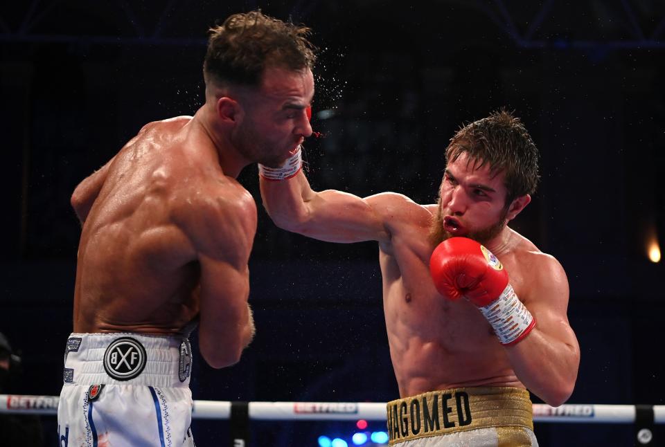 Felix Cash (left) beat Magomed Madiev despite being knocked down twice (Getty Images)