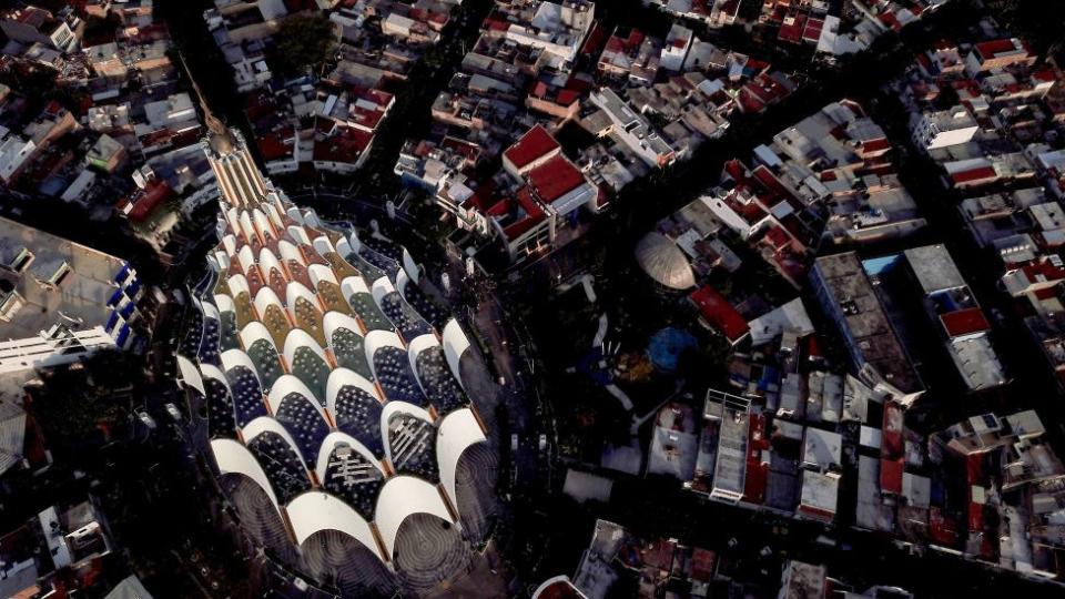 Sede de la iglesia La Luz del Mundo en Guadalajara, México.