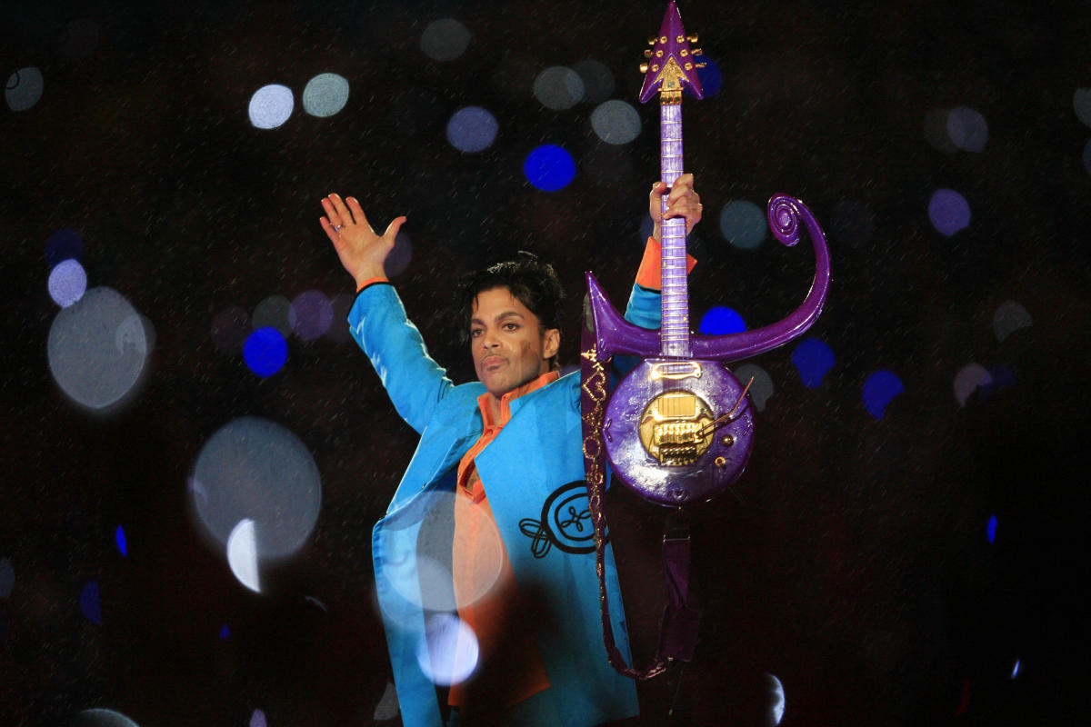 The 6 most expensive Super Bowl half-time shows ever – Prince