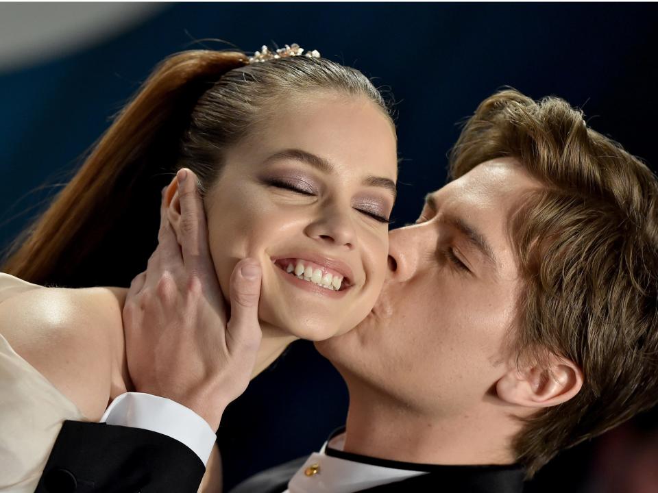 dylan sprouse and barbara palvin