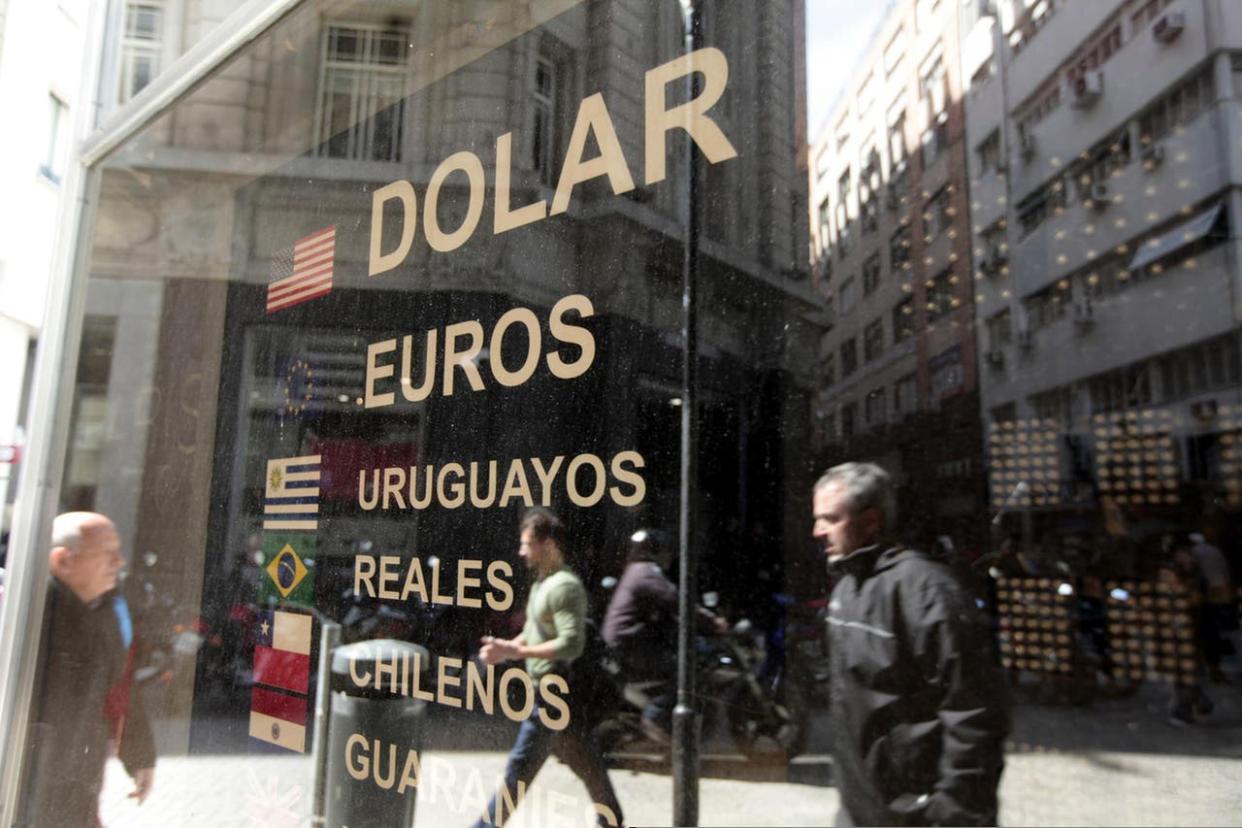 Dólar blue hoy: a cuánto cotiza el martes 27 de octubre