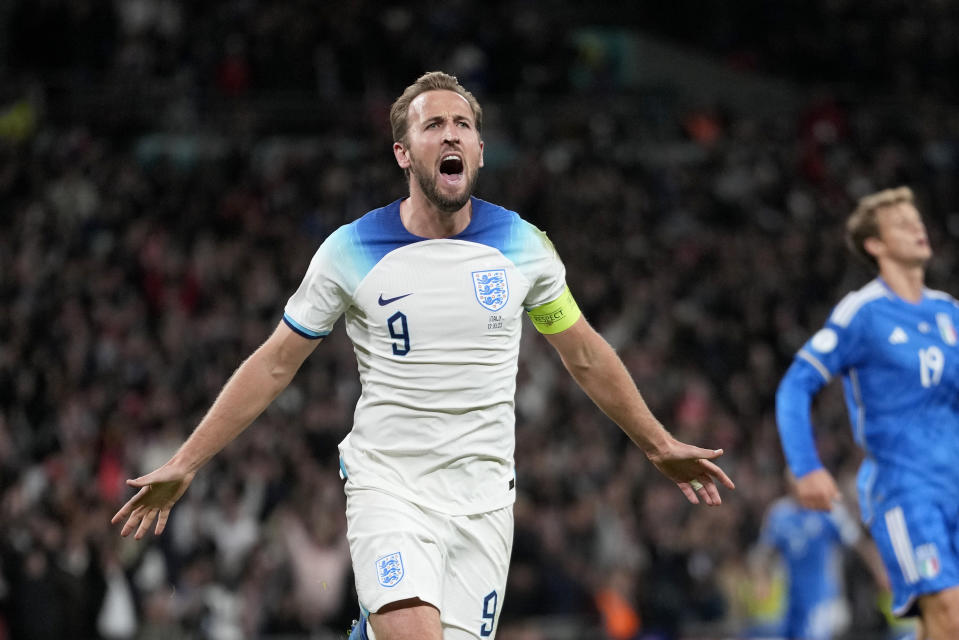 Harry Kane es considerado uno de los mejores delanteros del mundo y nuevamente será el punto de referencia del ataque de Inglaterra en la Euro 2024. (AP Foto/Kirsty Wigglesworth)