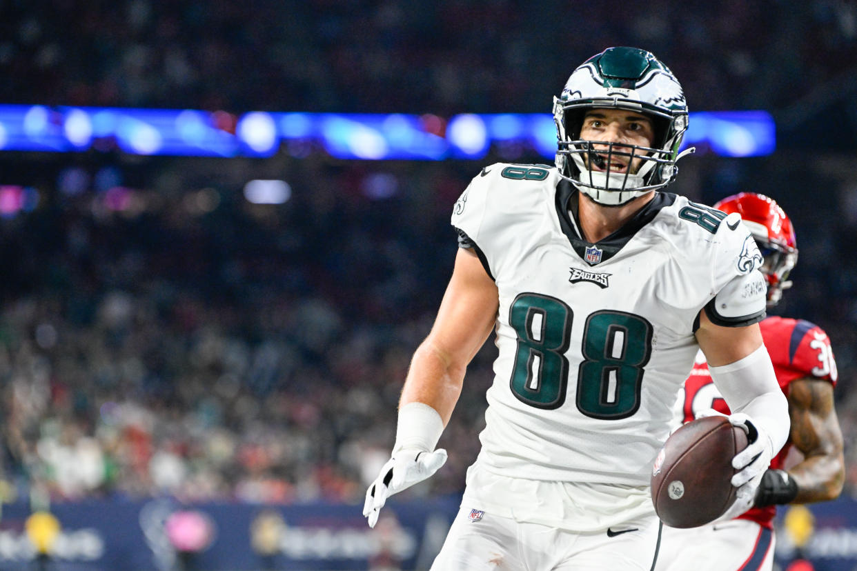 The return of Eagles tight end Dallas Goedert in Week 16 is great news for fantasy's thinnest position.