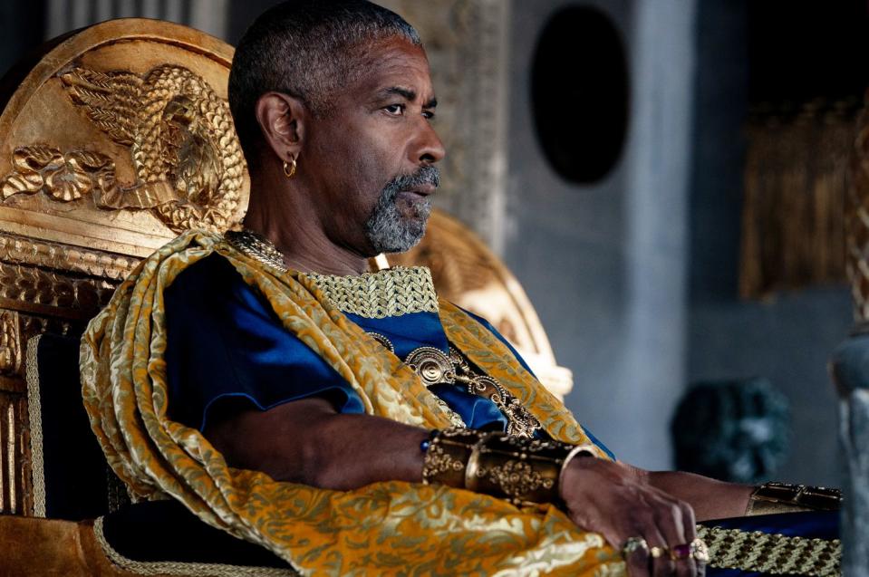 denzel washington as macrinus, gladiator 2