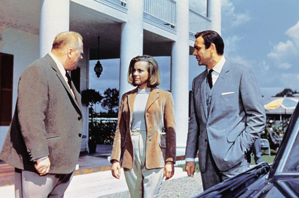 Blackman with Gert Frobe and Sean Connery on the set of Goldfinger. (Photo: Sunset Boulevard/Corbis via Getty Images)