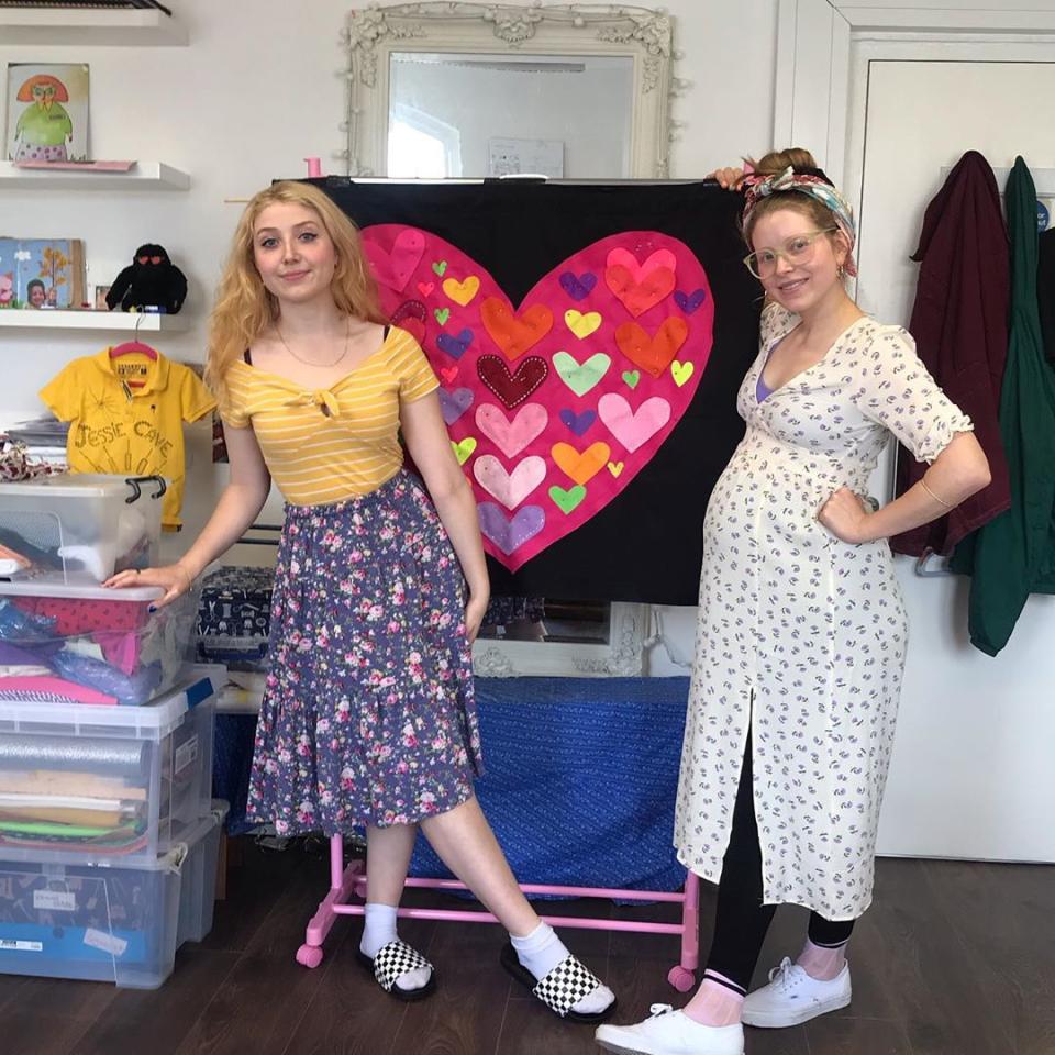 Jessie and her sister and podcast co-host, Bebe. Photo: Instagram/jessiecave.