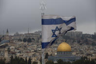 <p>A view of Jerusalem’s Old City seen from Mount of Olives, Wednesday, Dec. 6, 2017. (Photo: Oded Balilty/AP) </p>