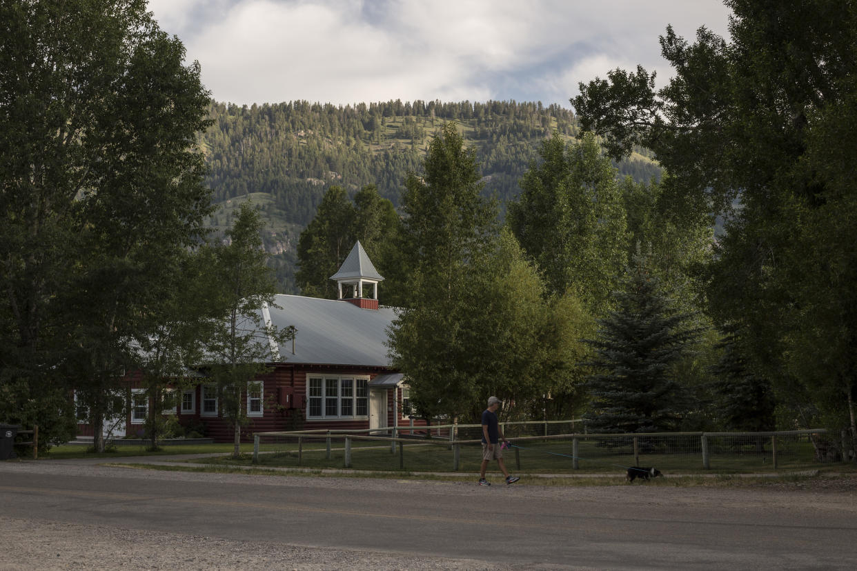 Old Wilson Schoolhouse, donde Sofia LaRocca y Beau Maier trabajaron en una recaudación de fondos del Partido Demócrata en agosto de 2019 cerca de Jackson Hole, Wyoming, el 23 de junio de 2021. (Ryan Dorgan/The New York Times).