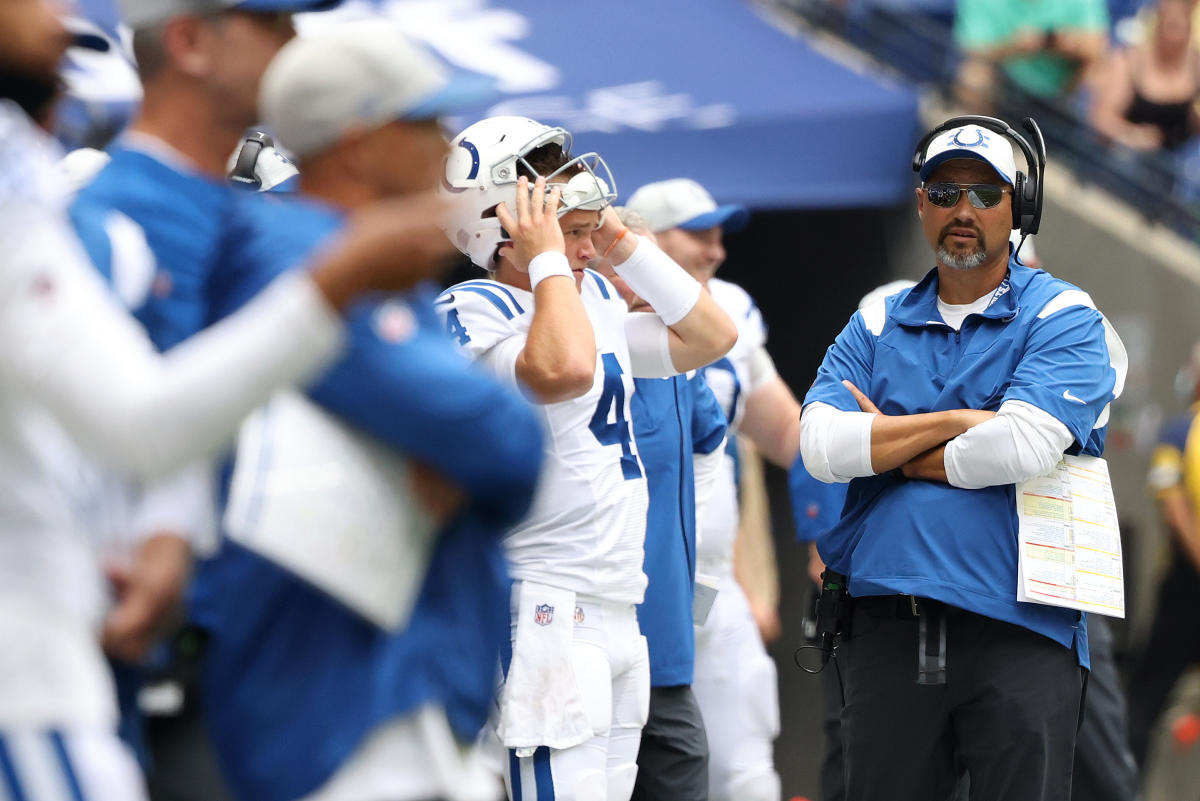 Colts fire OC Marcus Brady after offensive struggles