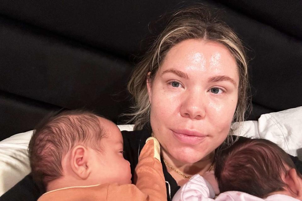 <p>Kailyn Lowry/Instagram</p> Kailyn Lowry with twins Verse and Valley