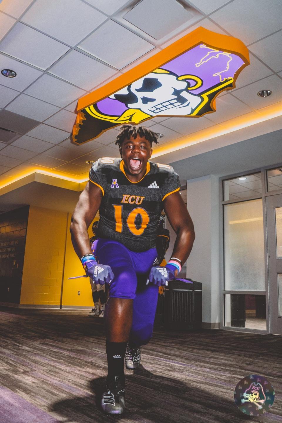 East Carolina is competing with top schools such as Alabama, Georgia and Ohio State to land the commitment of four-star 2023 New Bern defensive lineman K.J. Sampson. Sampson, the No. 4 junior prospect in the state per 247Sports, has unofficially visited ECU three times this year and included the Pirates among his top 10 schools list in October.