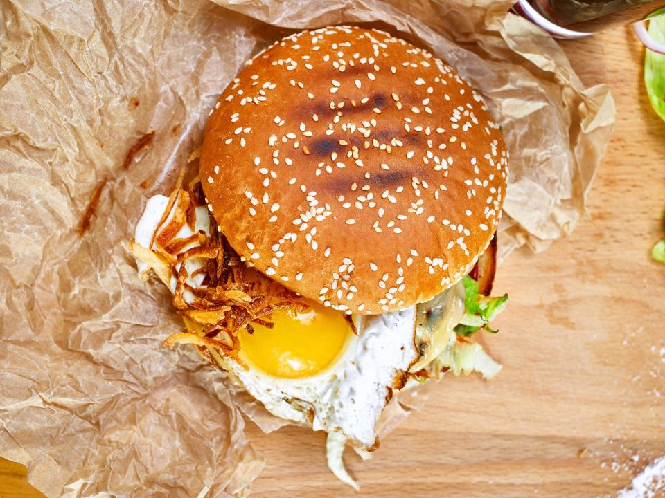 burger with egg