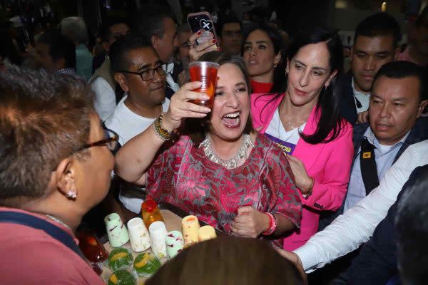 Festejo por el triunfo de la senadora Xóchitl Gálvez en la segunda encuesta del proceso interno de selección del Frente Amplio por México