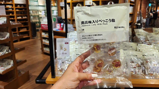 muji - lollies