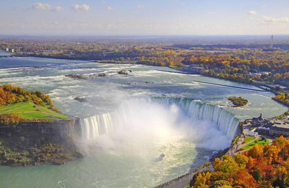 aerial view of Niagara Falls in the autumn