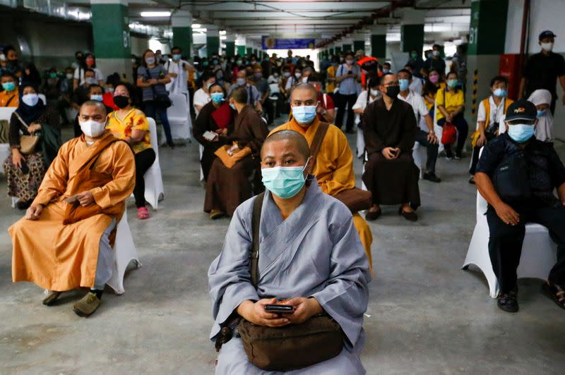 Mass vaccination program for clergy at the Grand Istiqlal Mosque in Jakarta