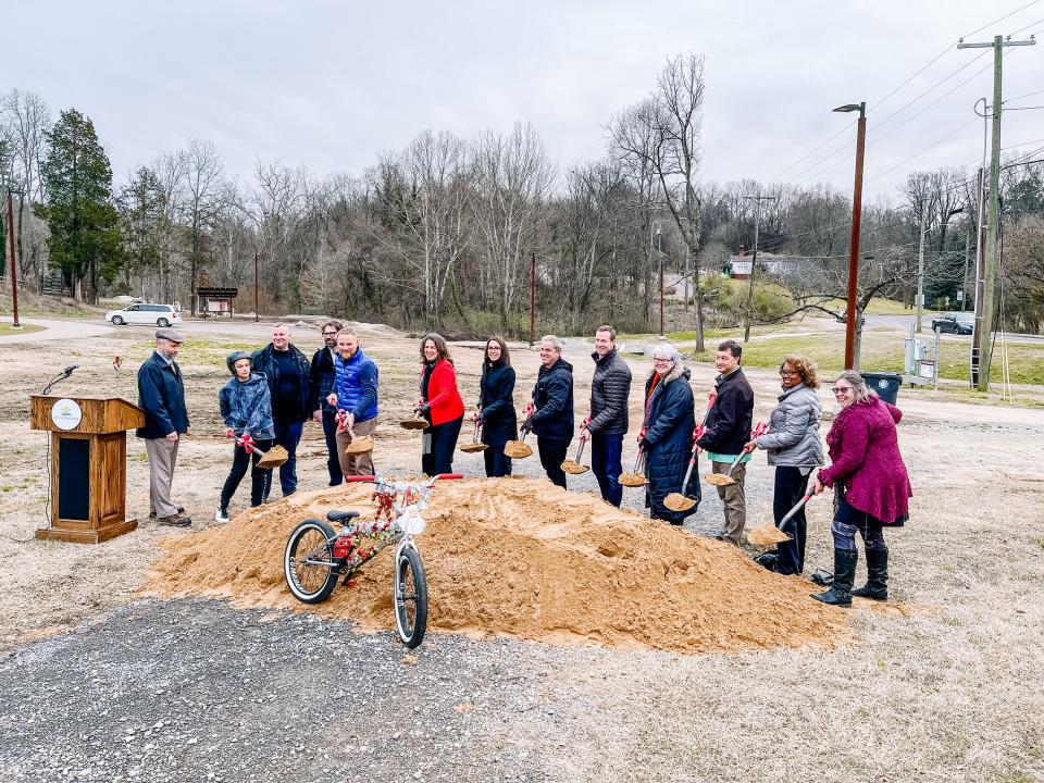 Despite the wintry weather, City of Knoxville Mayor Indya Kincannon, city staffers, mountain bike club members, Sanders Pace Architecture, Port planning consultants, Vaughn & Melton Civil Engineering, other collaborators and stakeholders showed up for the official groundbreaking of the second phase at Baker Creek Preserve, South Knoxville, Dec. 19, 2022.