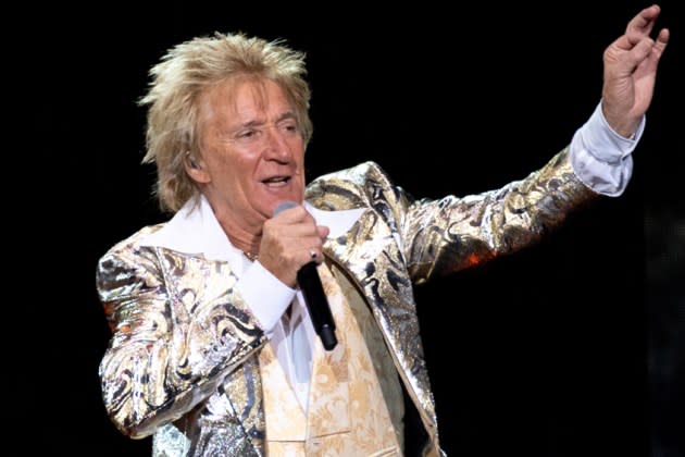 Rod Stewart Says He 'Turned Down' $1 Million to Perform in Qatar