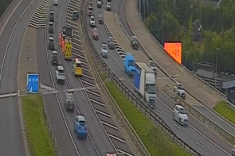 Major motorway in Glasgow blocked due to incident i(Image: Traffic Scotland)/i