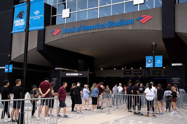 PHOTO: People wait in line to vote at Bank of America Stadium, Nov. 5, 2022, in Charlotte, N.C. (Sean Rayford/Getty Images)