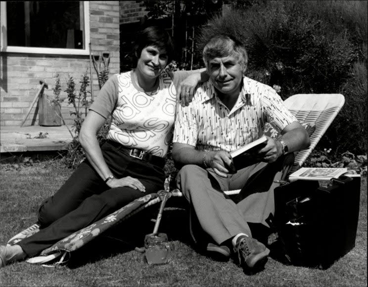 Ron Pickering (Died 2/91), athletics coach and BBC sports commentator, with his wife, athlete Jean Pickering, (nee Jean Desforges) . REXSCANPIX.