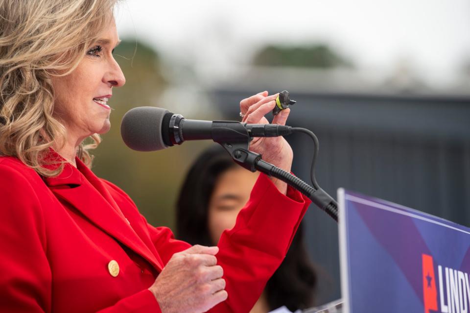 Lindy Blanchard announces her campaign for Governor of Alabama in Wetumpka, Ala., on Tuesday, Dec. 7, 2021.