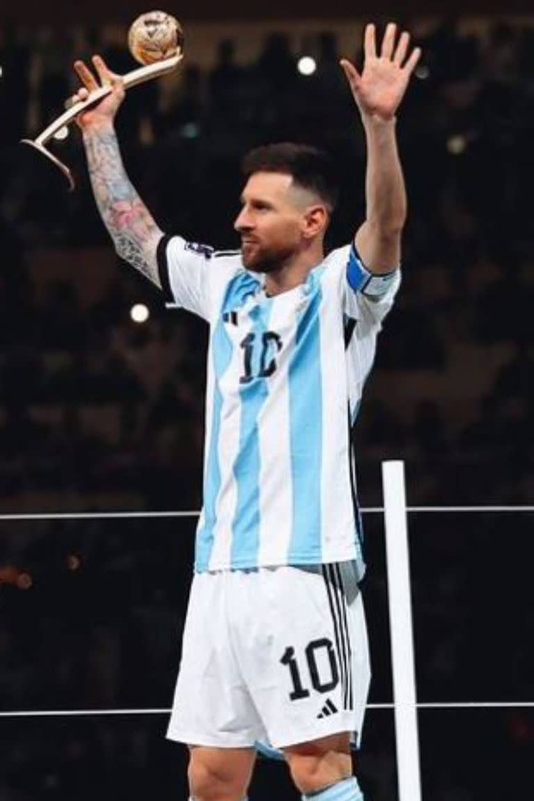Sergio Kun Agüero apostó que su amigo Lionel Messi ganaría el balón de oro de la copa del mundo de Qatar y acertó