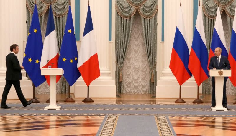 ▲法國總統馬克宏7日在克里姆林宮與俄羅斯總統蒲亭展開會談。（圖／美聯社／達志影像）