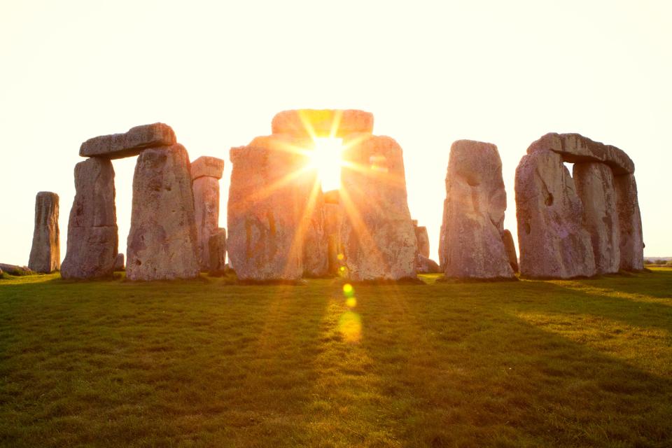 <h1 class="title">Dramatic Sunset at Stonehenge Horizontal</h1><cite class="credit">Getty Images</cite>