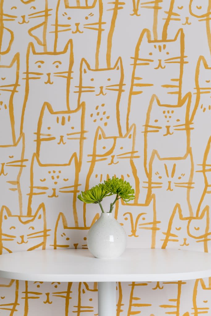 Smitten Kitten eco-friendly wallpaper from Chasing Paper. Anna Spaller Photography