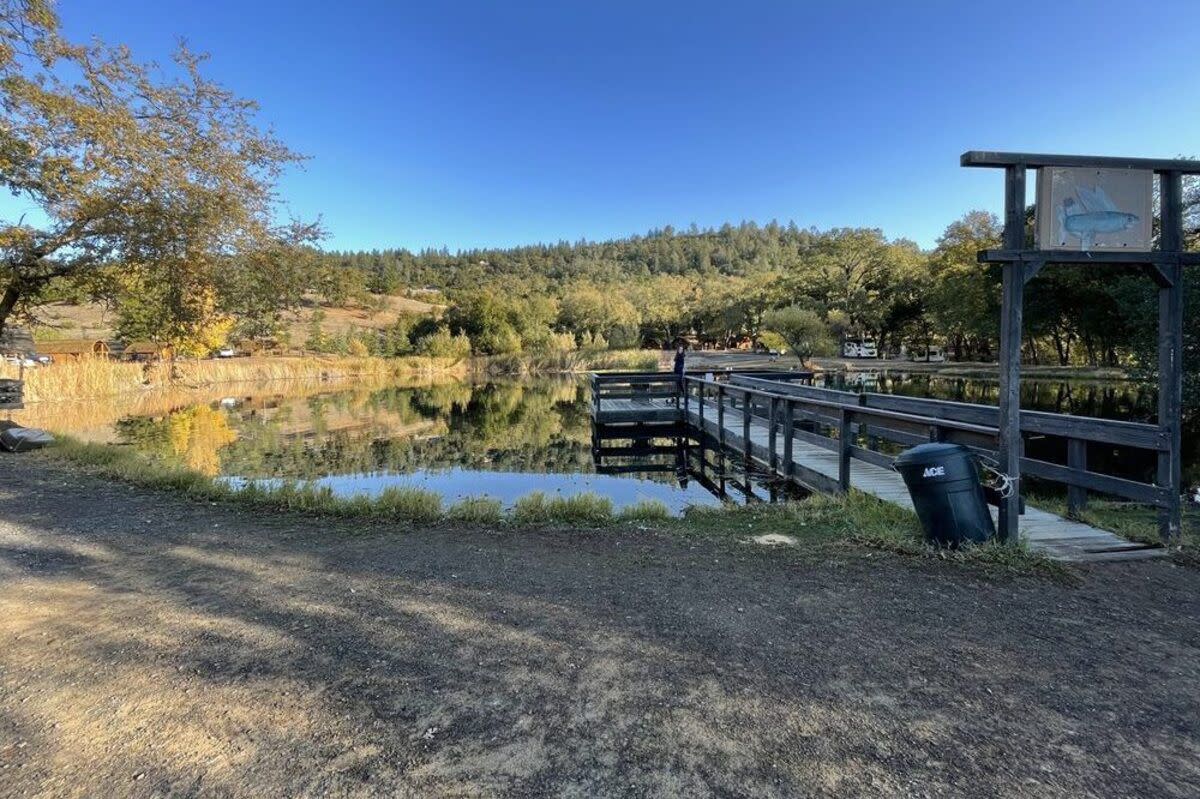 Pond at Cloverdale / Healdsburg KOA, Cloverdale, California with pier