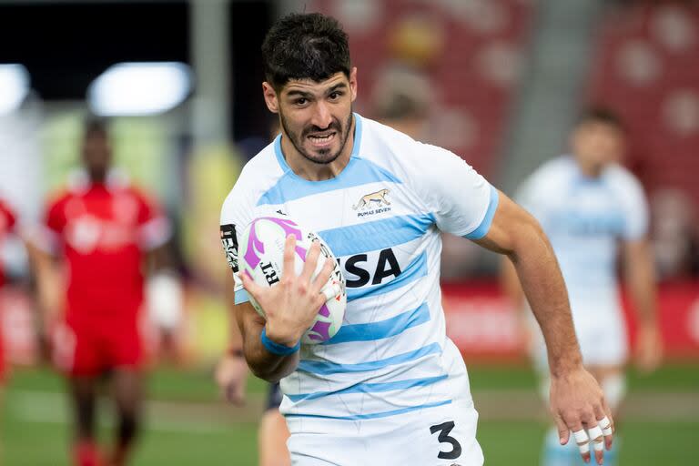 Germán Schulz, de los Pumas 7s, ante Canadá, en el Seven de Singapur