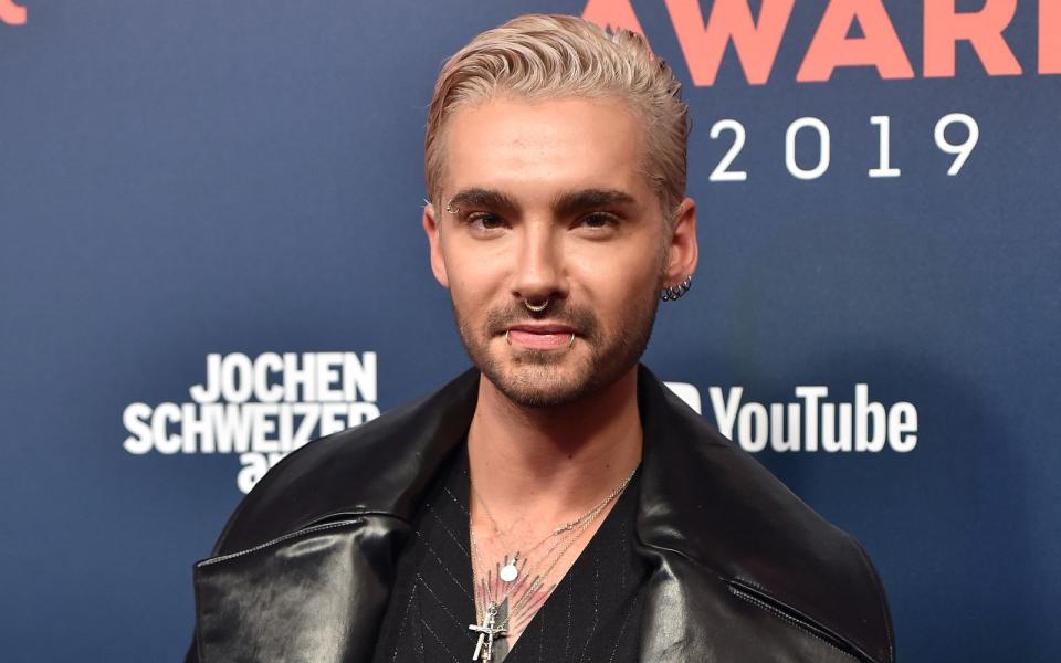 Auch deutsche Stars durchlebten in ihrer Jugend harte Zeiten: "Meine Schulzeit war ein Albtraum. Egal, was noch passiert in meinem Leben: Das war für mich die schlimmste Zeit überhaupt", erinnerte sich Tokio-Hotel-Frontmann Bill Kaulitz in der ZDF-Sendung von Markus Lanz. "Für mich war das, wie jeden Tag in den Krieg ziehen." (Bild: Hannes Magerstaedt/Getty Images)