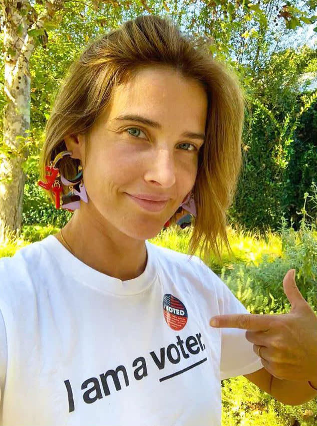 <p>After proudly <a href="https://people.com/tv/cobie-smulders-become-us-citizen-ahead-of-presidential-election/" rel="nofollow noopener" target="_blank" data-ylk="slk:becoming a U.S. citizen;elm:context_link;itc:0;sec:content-canvas" class="link ">becoming a U.S. citizen</a> in September, the actress couldn't wait to exercise her new power to vote and <a href="https://www.instagram.com/p/CGWS5PZhwe2/" rel="nofollow noopener" target="_blank" data-ylk="slk:shared that she had done;elm:context_link;itc:0;sec:content-canvas" class="link ">shared that she had done</a> so a month later.</p> <p>"Done. Boom. Have you yet?" she asked her followers.</p> <p>"Feels good. 🇺🇸," she wrote before tagging accounts <a href="https://www.instagram.com/iamavoter/" rel="nofollow noopener" target="_blank" data-ylk="slk:@iamavoter,;elm:context_link;itc:0;sec:content-canvas" class="link ">@iamavoter,</a> <a href="https://www.instagram.com/joebiden/" rel="nofollow noopener" target="_blank" data-ylk="slk:@joebiden;elm:context_link;itc:0;sec:content-canvas" class="link ">@joebiden</a> and <a href="https://www.instagram.com/kamalaharris/" rel="nofollow noopener" target="_blank" data-ylk="slk:@kamalaharris.;elm:context_link;itc:0;sec:content-canvas" class="link ">@kamalaharris.</a></p>